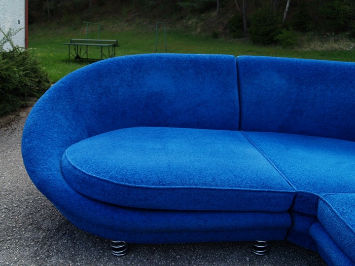 Bretz Sofa