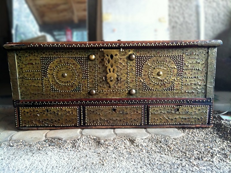 antike Truhe Messing