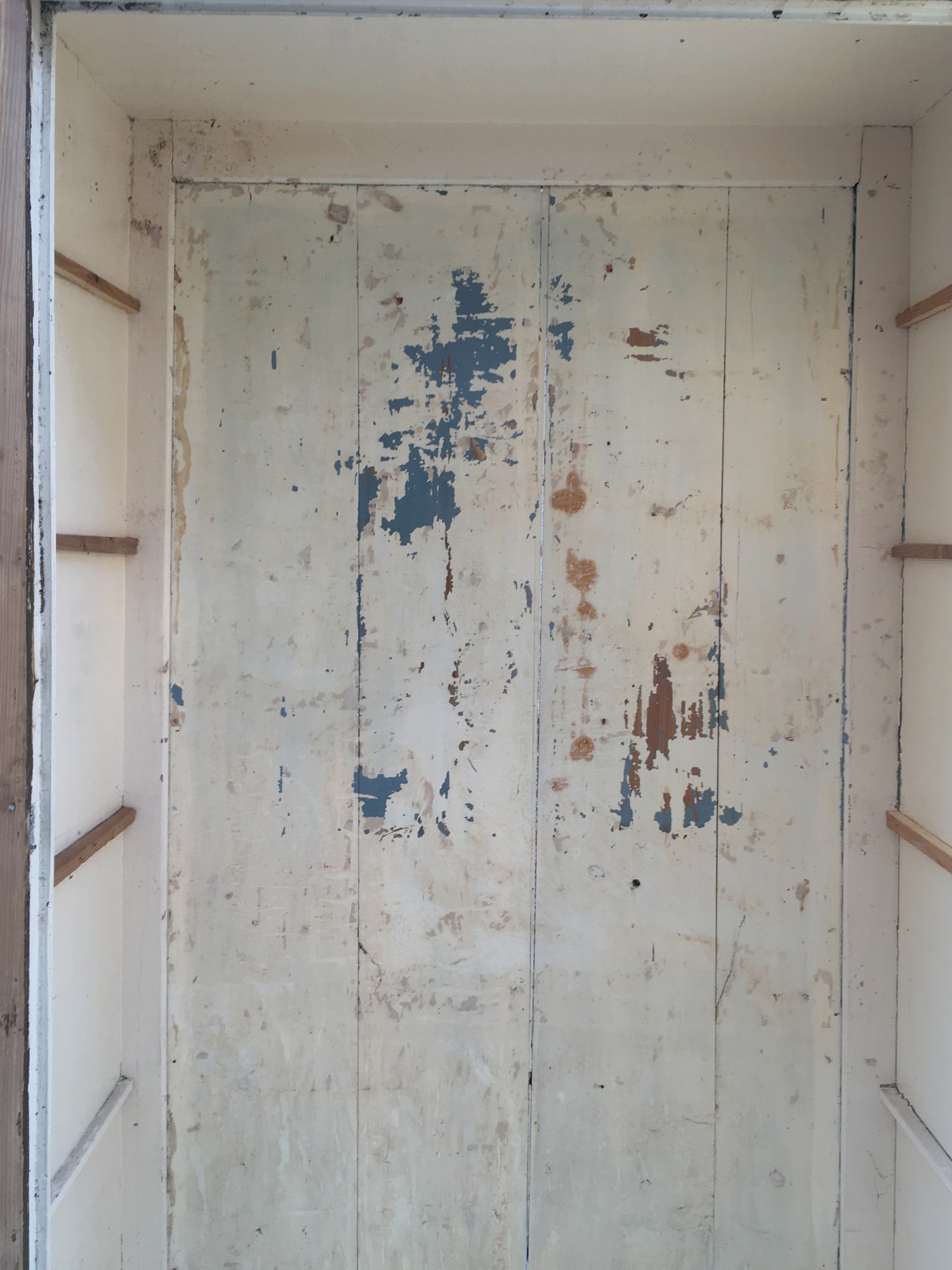 Antiker Vitrinengeschirrschrank Vintage saniert neu restauriert Design Maison