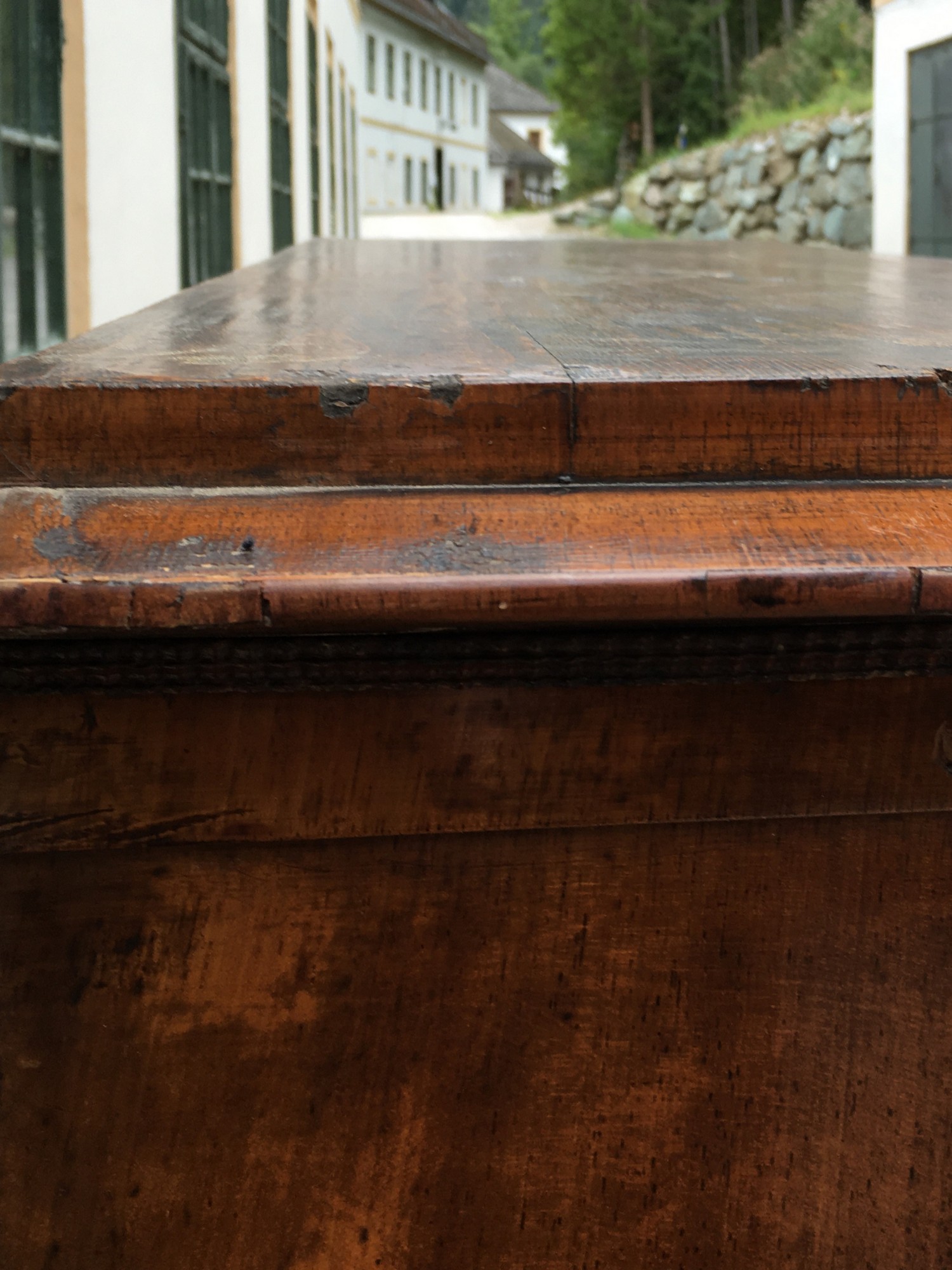 Bücherschrank Vitrinenschrank antik Schrank Biedermeier Nussholzfurnier