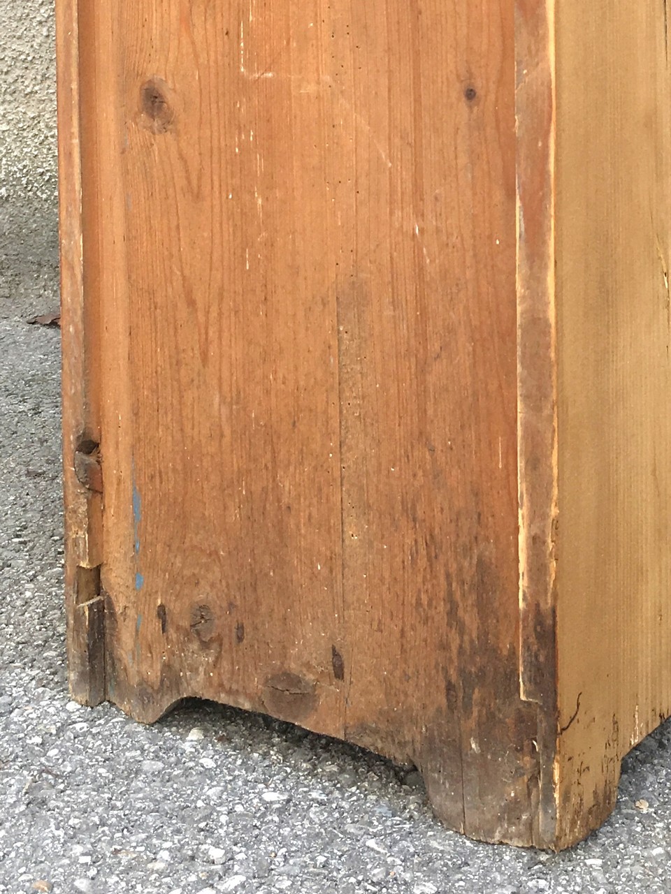 Nachtschrank Vollholz alt 