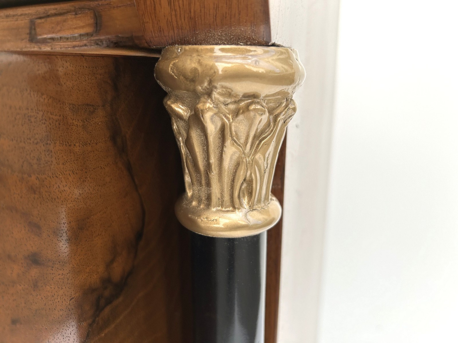 Antike Biedermeier Kommode Nachtschrank Nuss restauriert