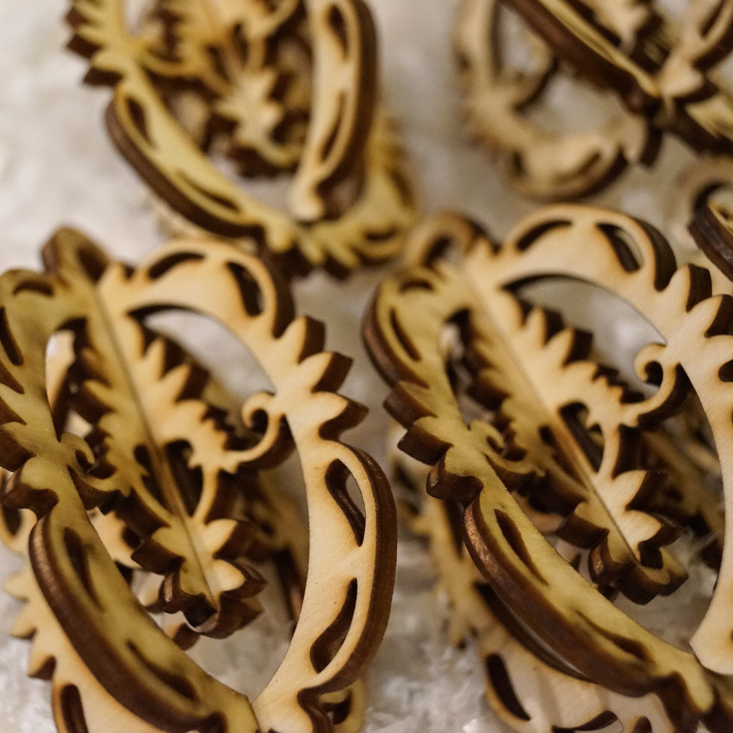 Weihnachtsbaumschmuck 8 cm Holz Ornament Bauernchristbaum