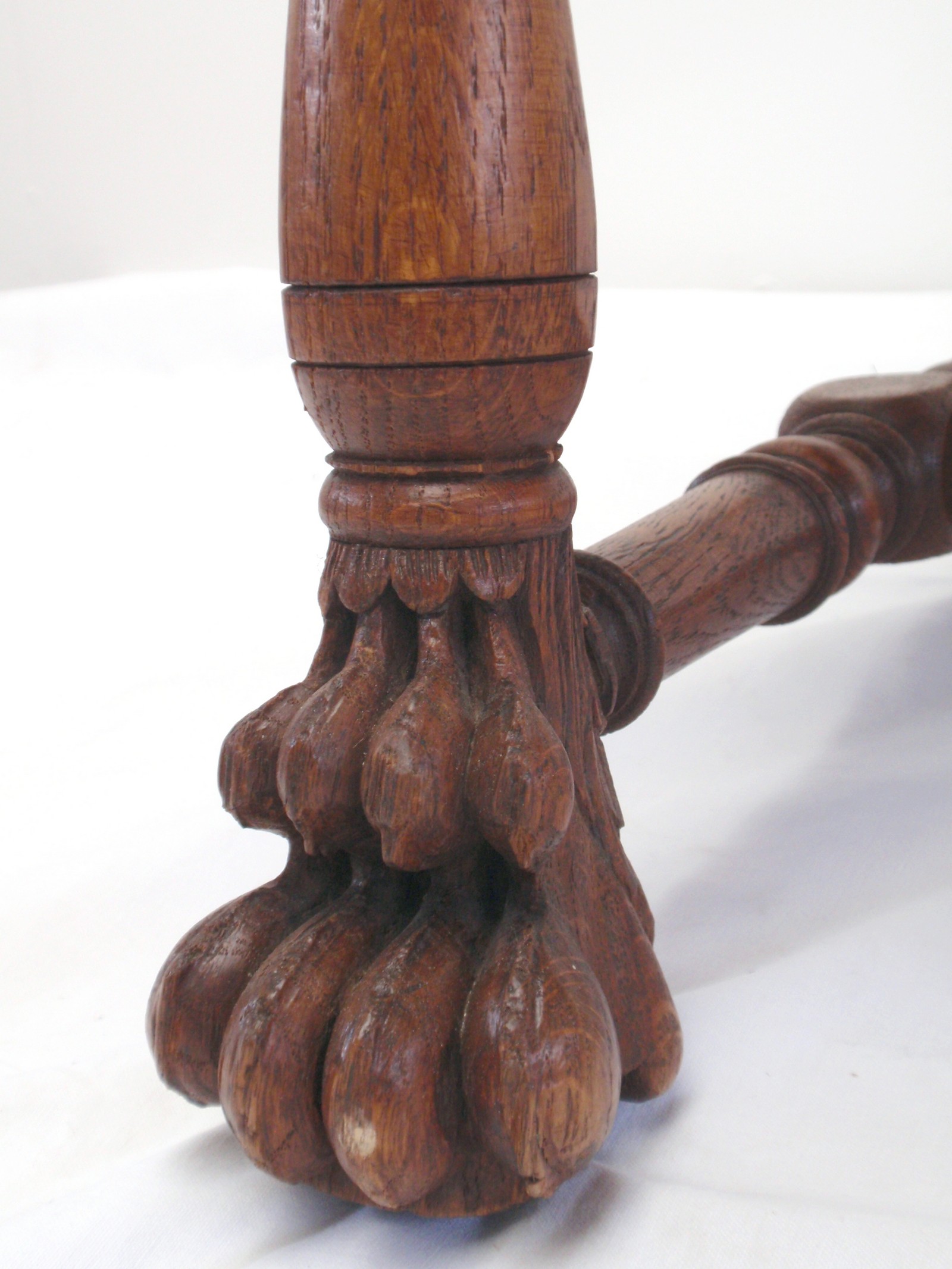 Sessel antik Barock Stuhl Löwenfüße Sessel antik Barock Stuhl Löwenfüße