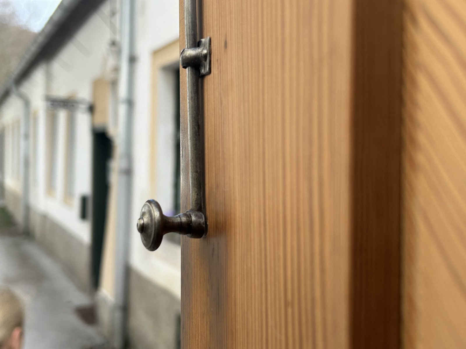 Hallenschrank Landhausstil Möbel Weichholz großer Schrank