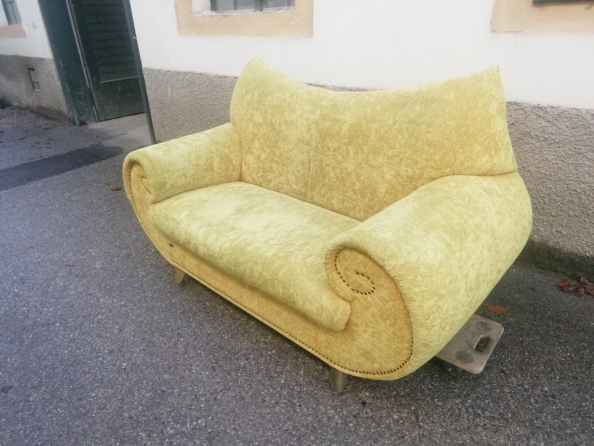 Sofa gelb Design klein Bretz Gaudi Designklassiker Loungemöbel gebraucht 