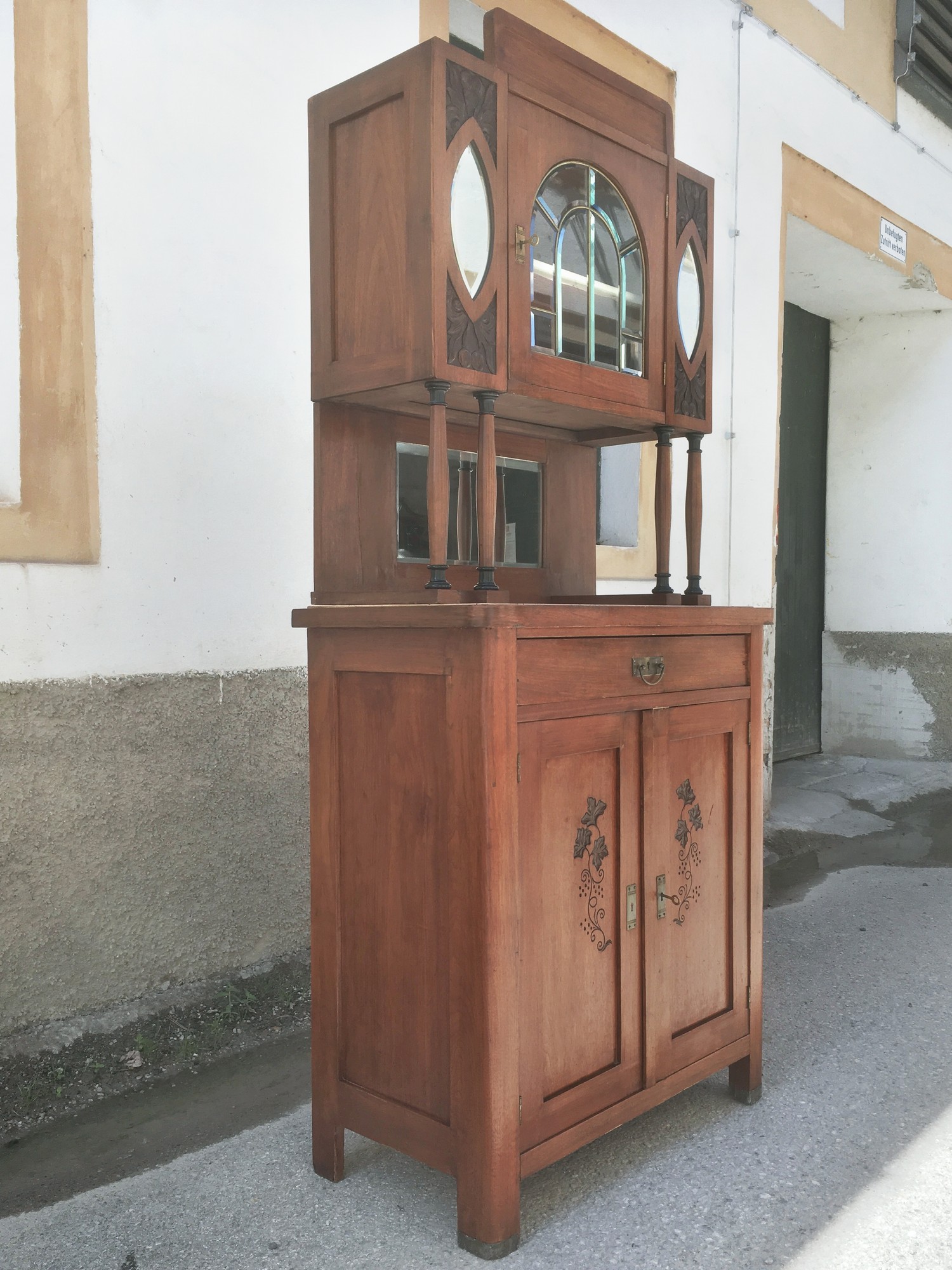 Jugendstil Schrank ArtNouveau secessionistisch Kredenz Vitrine antik