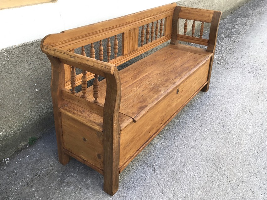 Kuechenbank mit Truhe antik