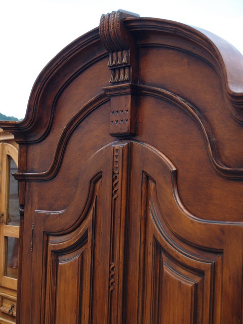 Dielenschrank Antikstil