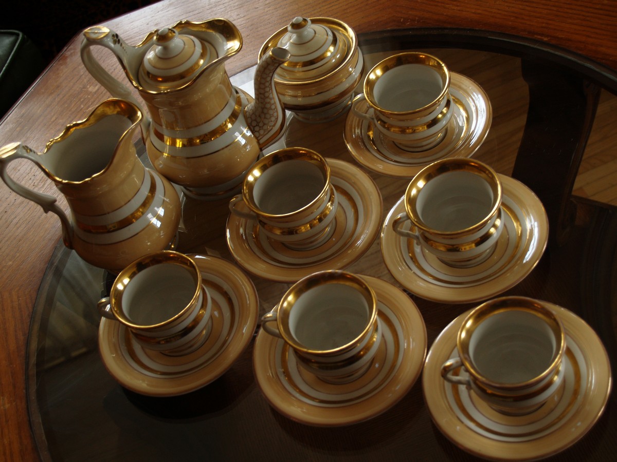 Porzellan golden antik