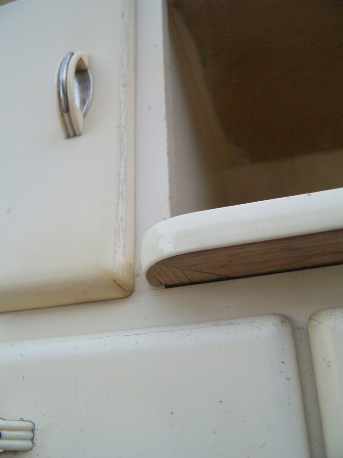 Retro Kuechenschrank