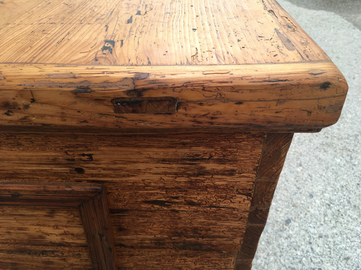 Herrschaftliche Truhe groß Weichholz 18. Jahrhundert restauriert antik