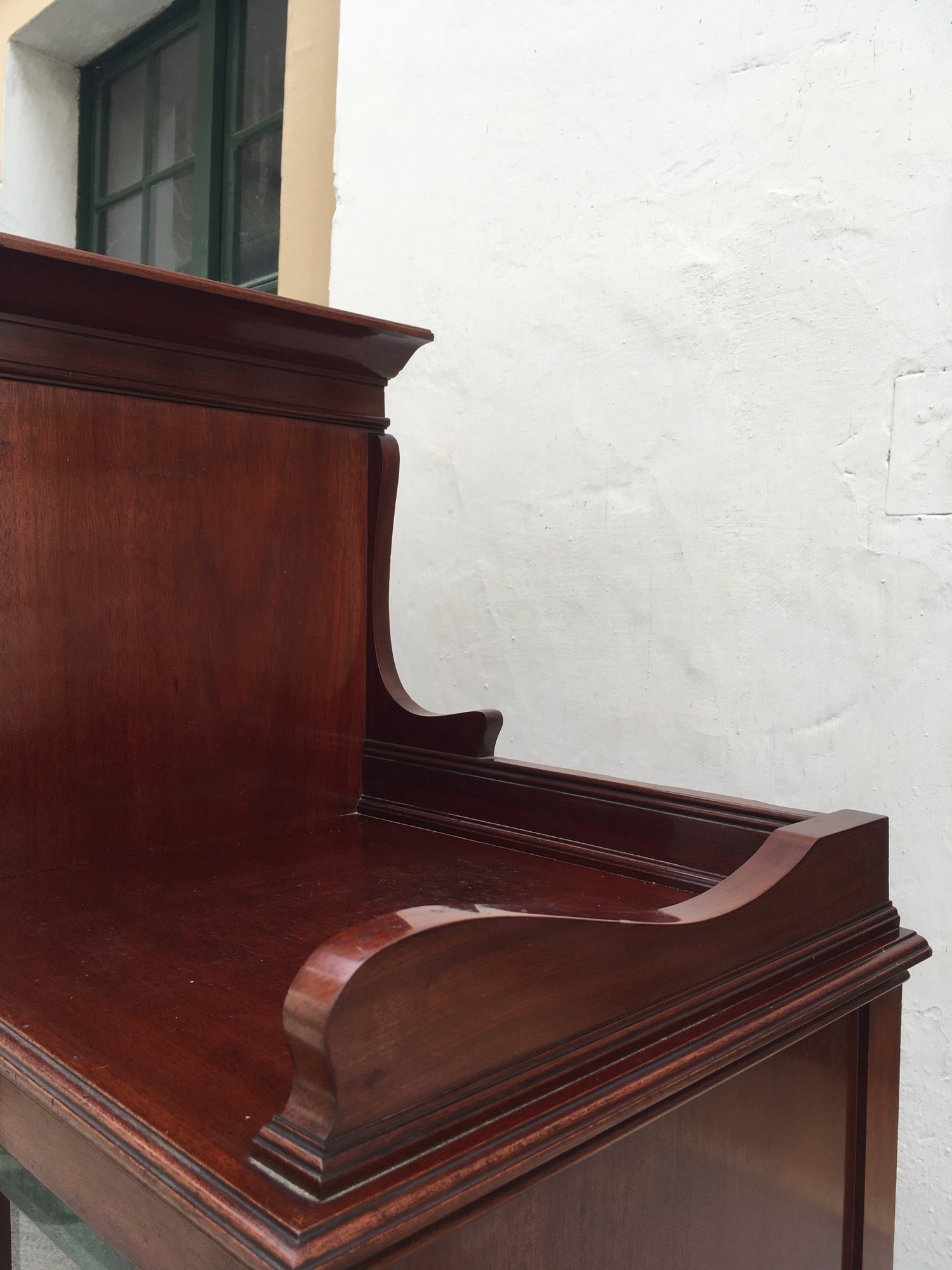 Vitrinenschrank antik Bücherschrank Vitrine Schrank Jugendstil Richard Ludwig Blumengirlanden