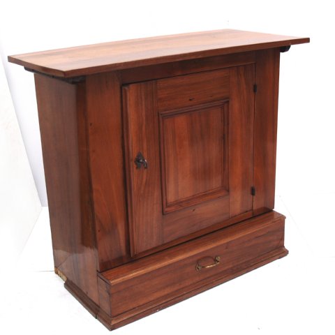 Spaetbiedermeier Kommode