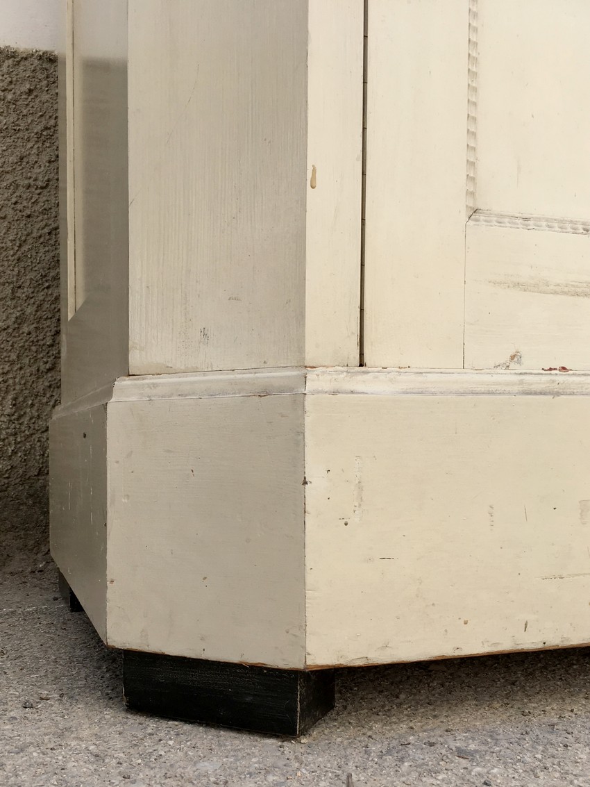 Dielenschrank Garderobe antik Vintage Creme Shabby Chic Jugendstil