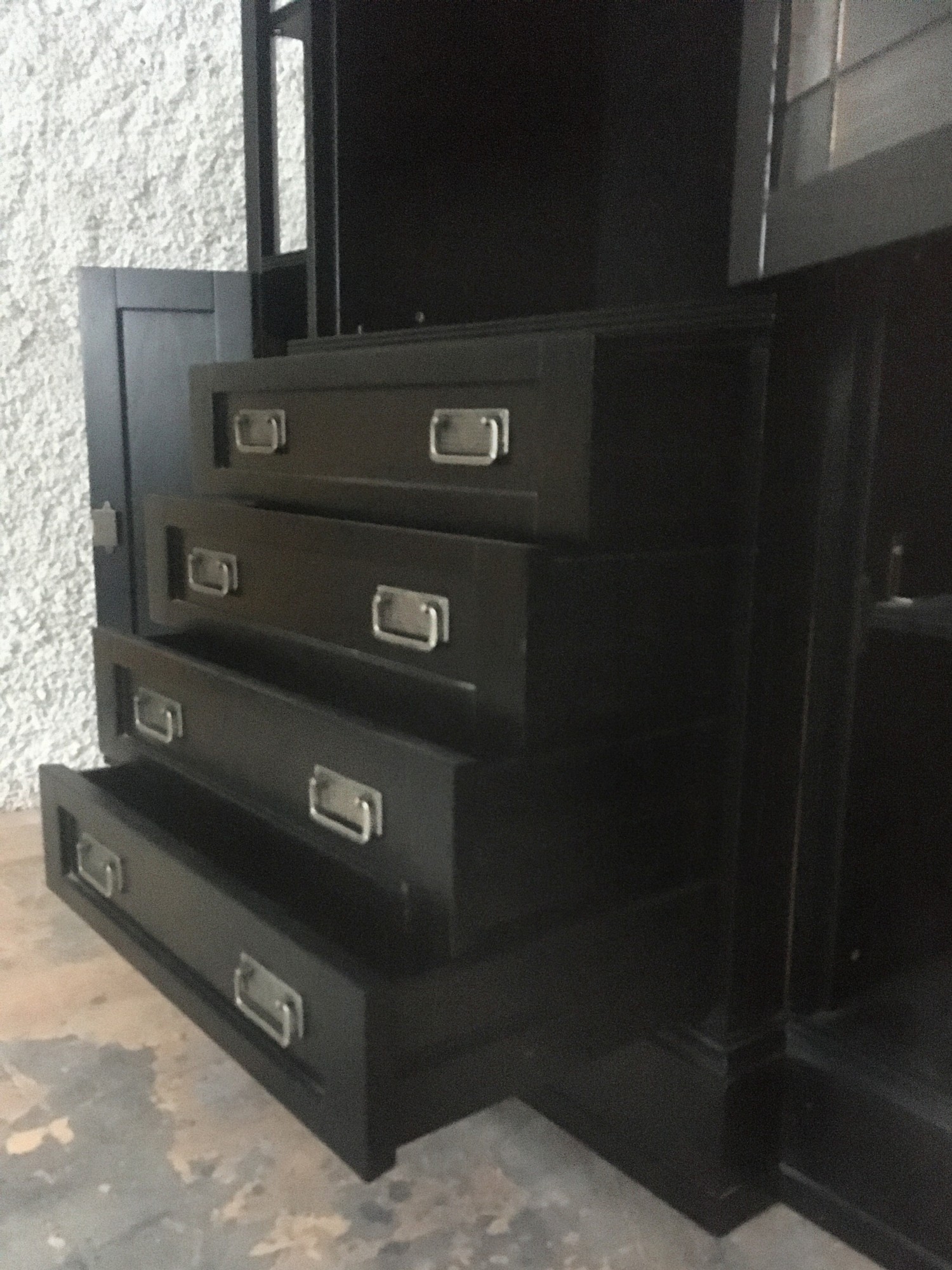 Schrank Jugendstil Buffet dreiteilig Anrichte schwarz Bleiverglasung Selva