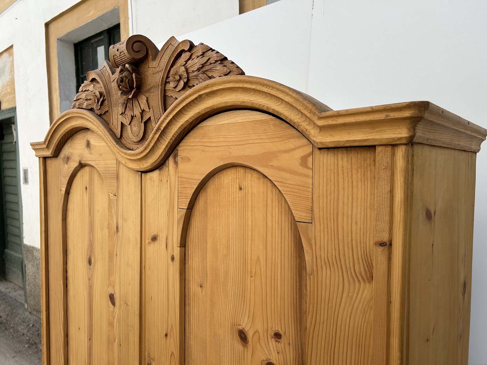 Schrank Antiker Bauernschrank Weichholz Kleiderschrank Landhausmöbel 1880 Antikgeschäft Versand Deutschland Lieferung