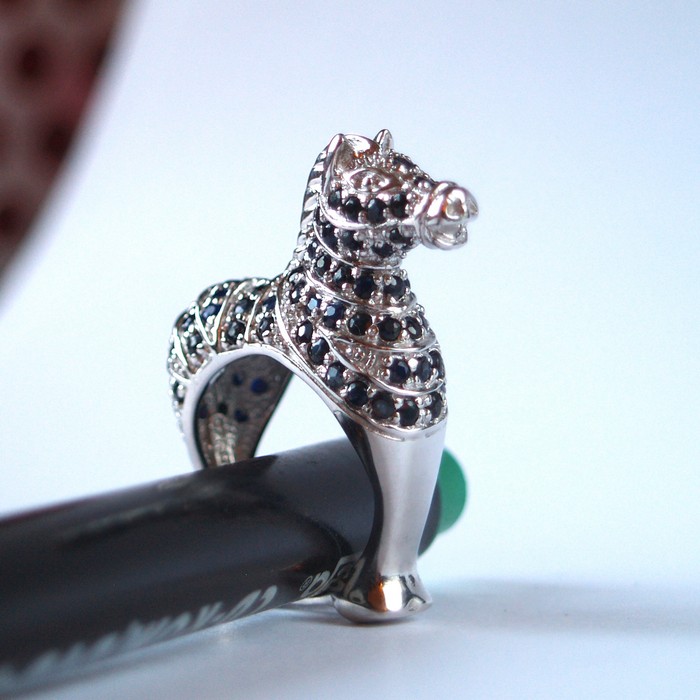 Ring 925 Silber Schmuck Saphir Pferd Edelsteine handgefertigt Rubin Reiter