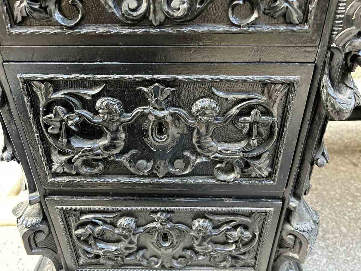 Antiquität Renaissance Schreibtisch antik Barock Möbel