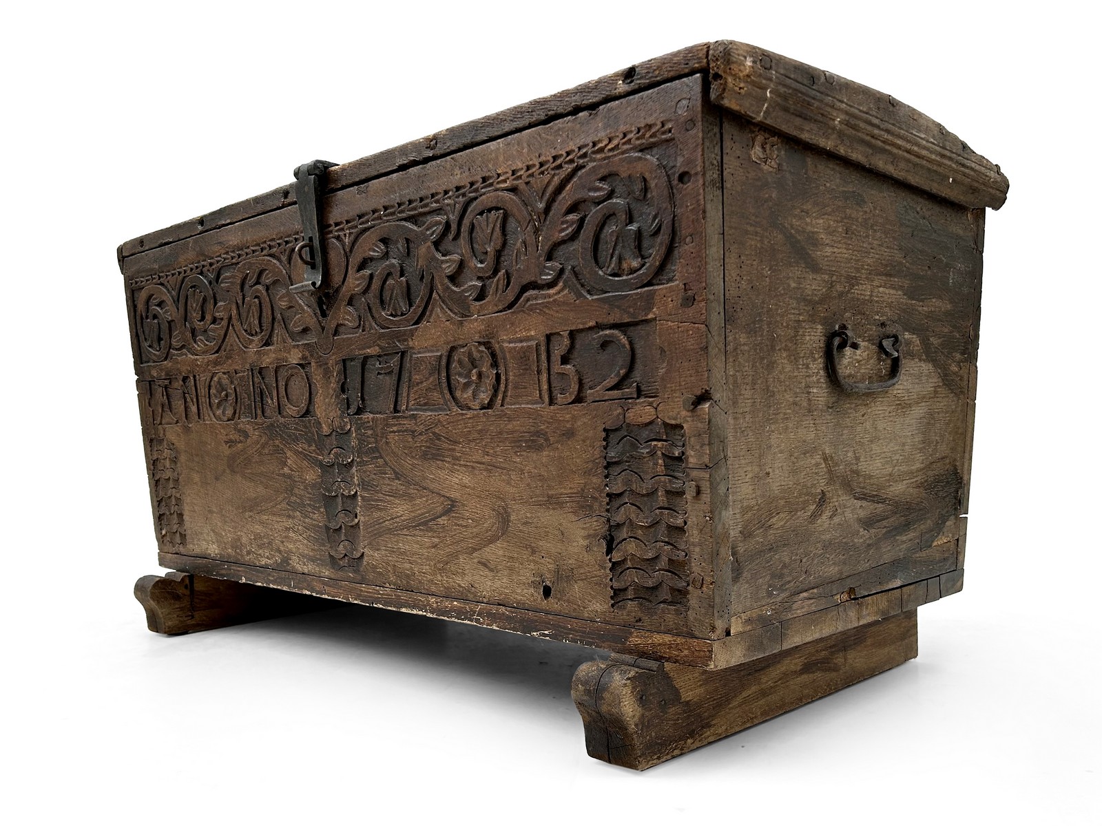 Antike Truhe Eiche massiv 18. Jhdt Eisenbeschläge
