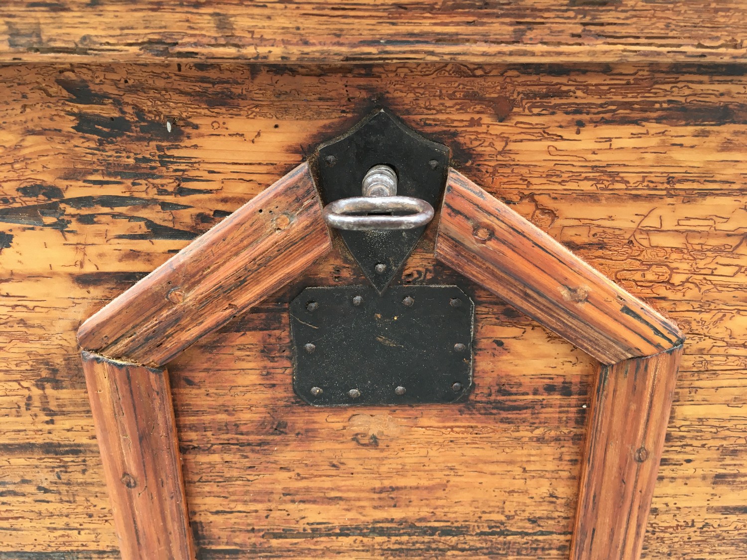 Herrschaftliche Truhe groß Weichholz 18. Jahrhundert restauriert antik