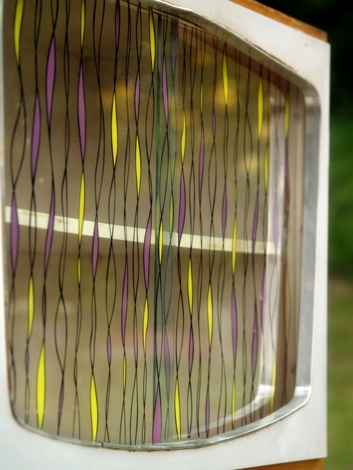 Vintage Schrank Pastell