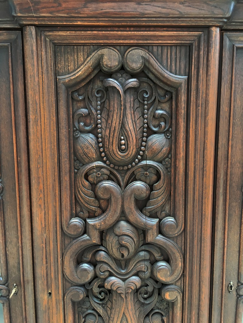 Neorenaissance Schrank Vitrine antik Jugendstil