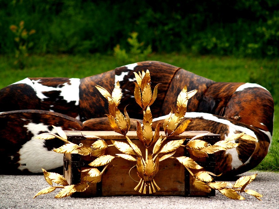 Vintage Wandlampe antik goldener Baum mit Blätter