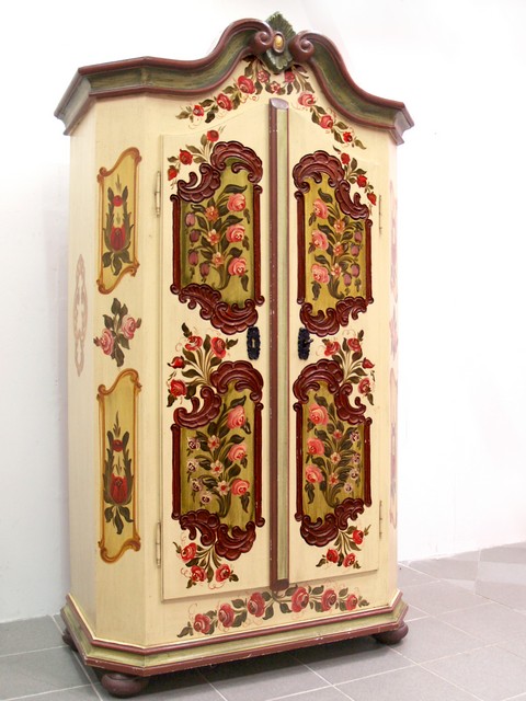 Bauernschrank antik handbemalt Barockstil
