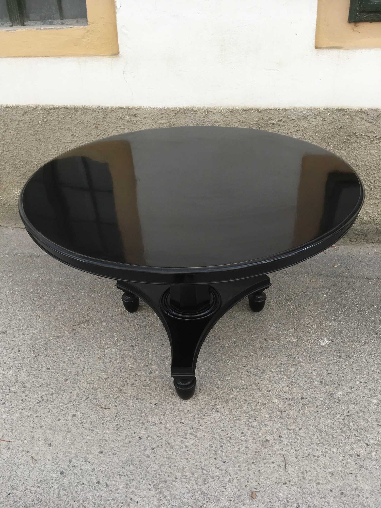 Tisch antiker runder Esstisch klappbar Speisetisch schwarz restauriert Empire Jugendstil Biedermeier Vollholz Antiquität