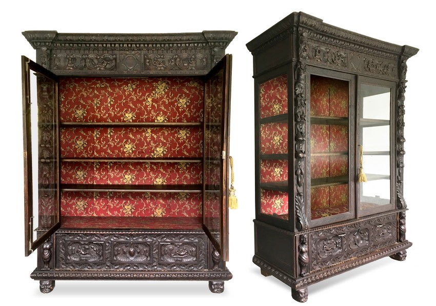 Schrankvitrine antik