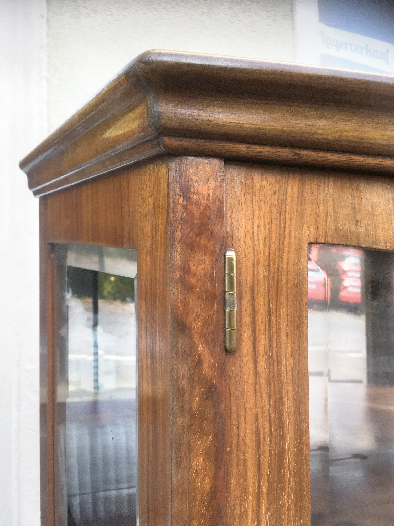 Vitrine Schrankvitrine Vitrinenschrank antik Schrank Art Deco Jugendstil dreiseitig verglast