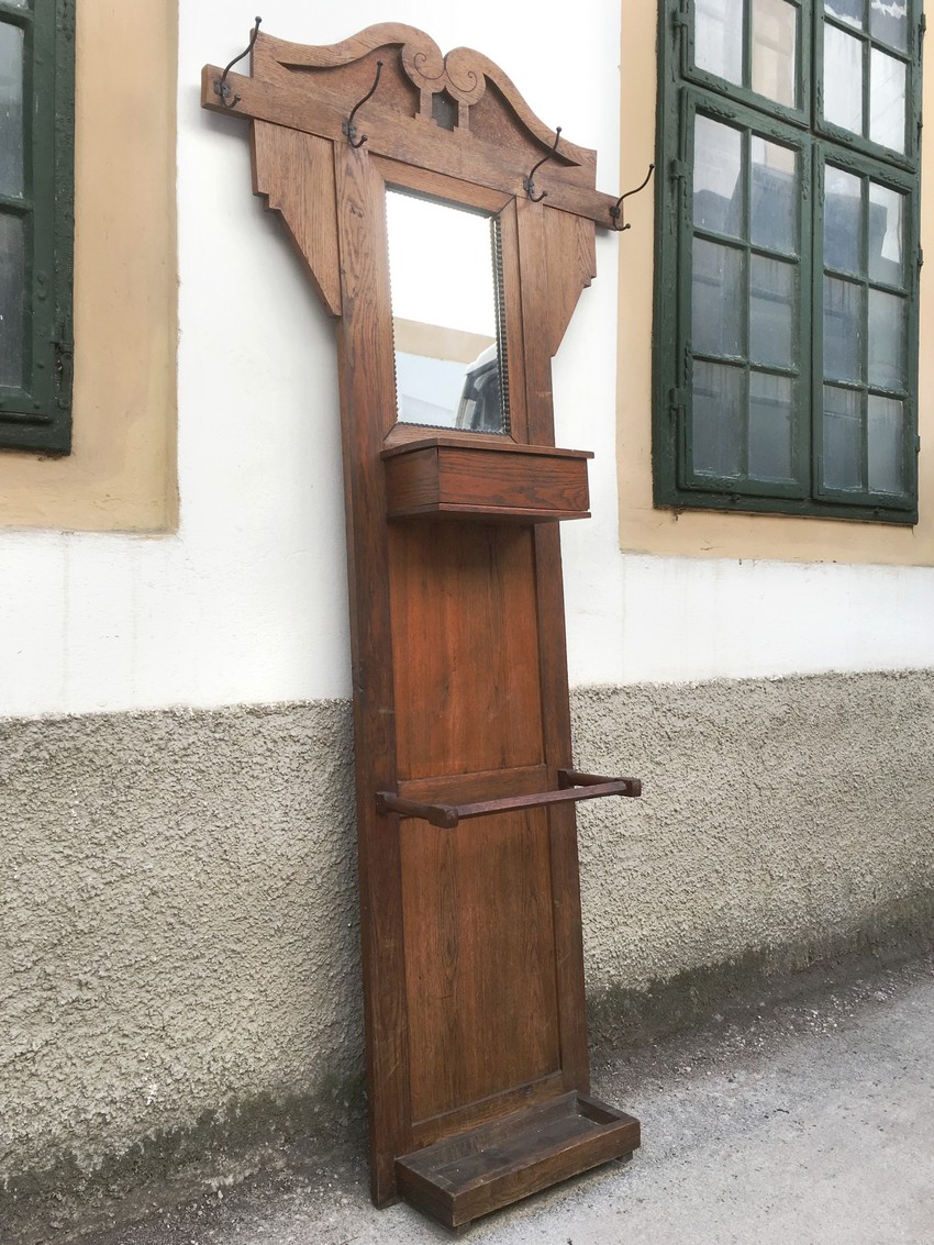 Garderobe antik