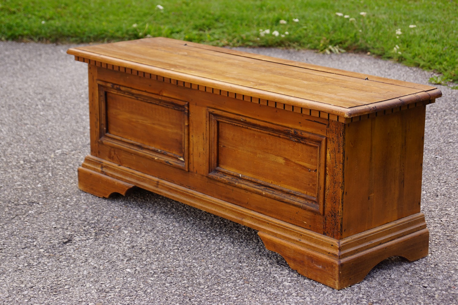 Truhe Antikstil Sitztruhenbank Altholz Landhausstil