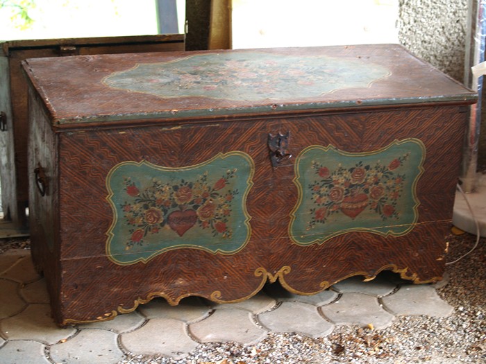 Bauerntruhe bemalt