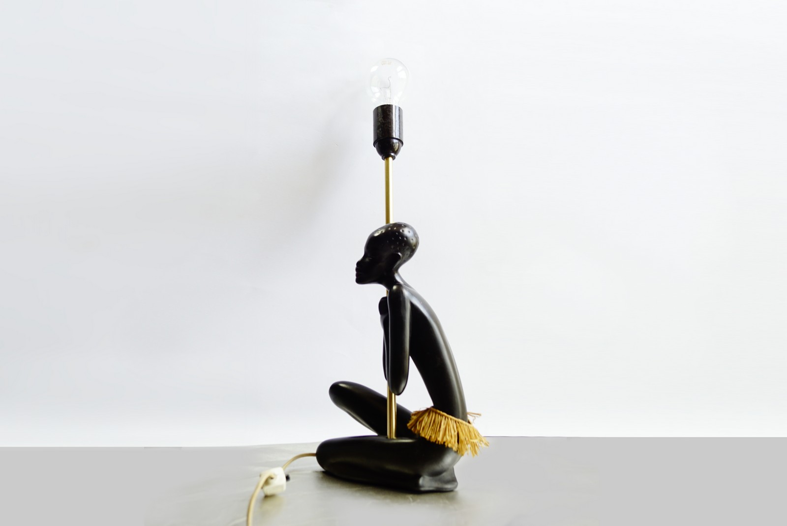 Gmundner Keramik Fink Tischlampe Afrikanerin Bastschirm Vintage