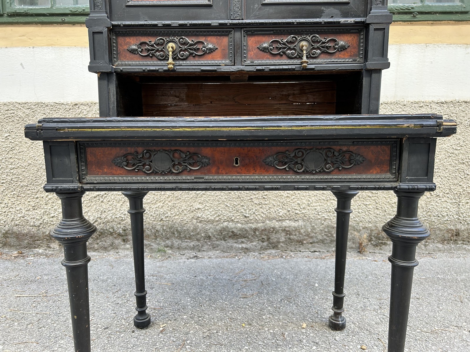 antiker Schreibtischsekretär Möbel Antiquität 1740 Schrank Möbel requisite Film Leihmöbel Schreibschrank