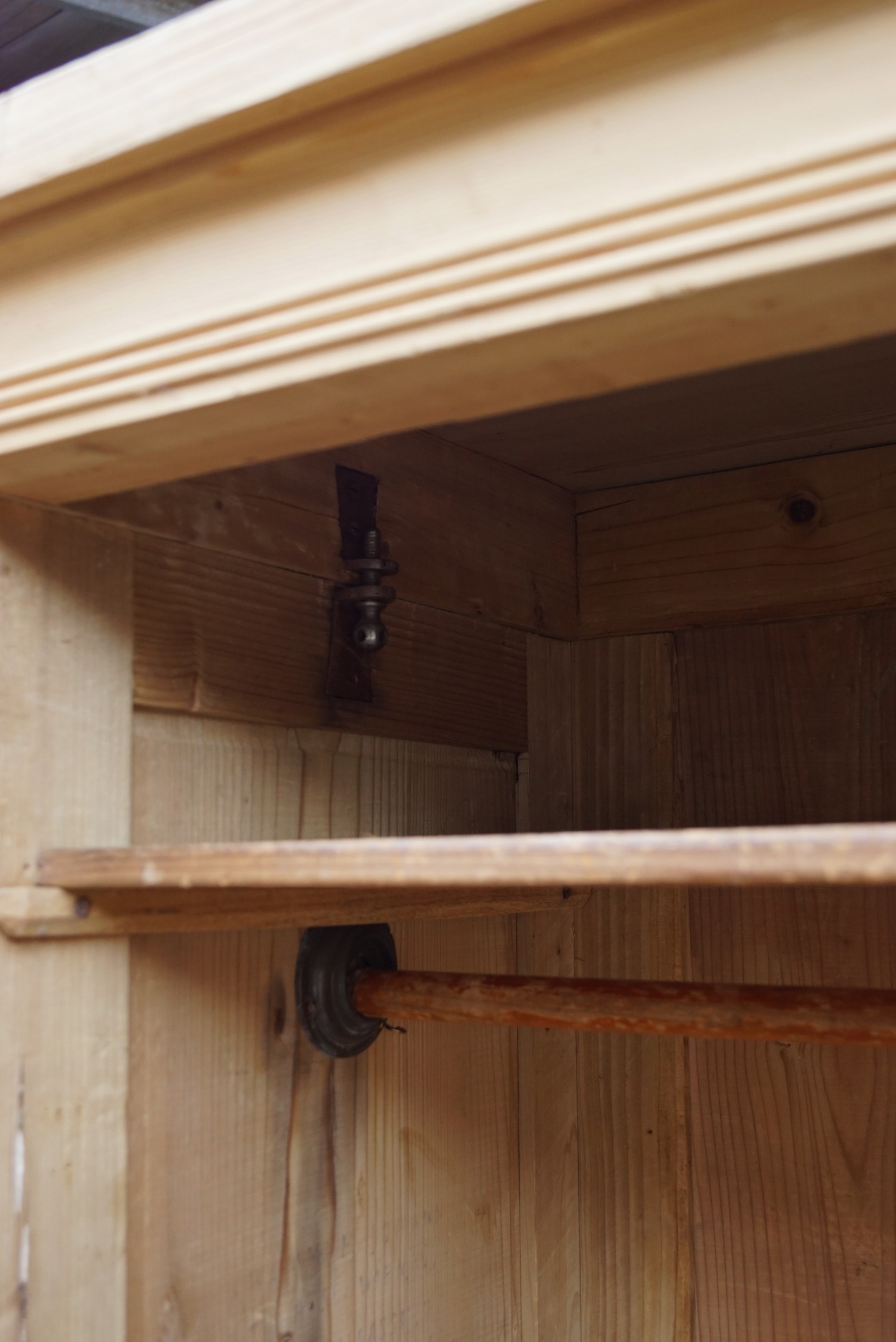 Bauernschrank antik Weichholz Dielenschrank Spiegel Schrank Kasten