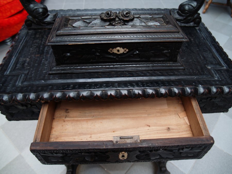 Beistelltisch Klassizismus