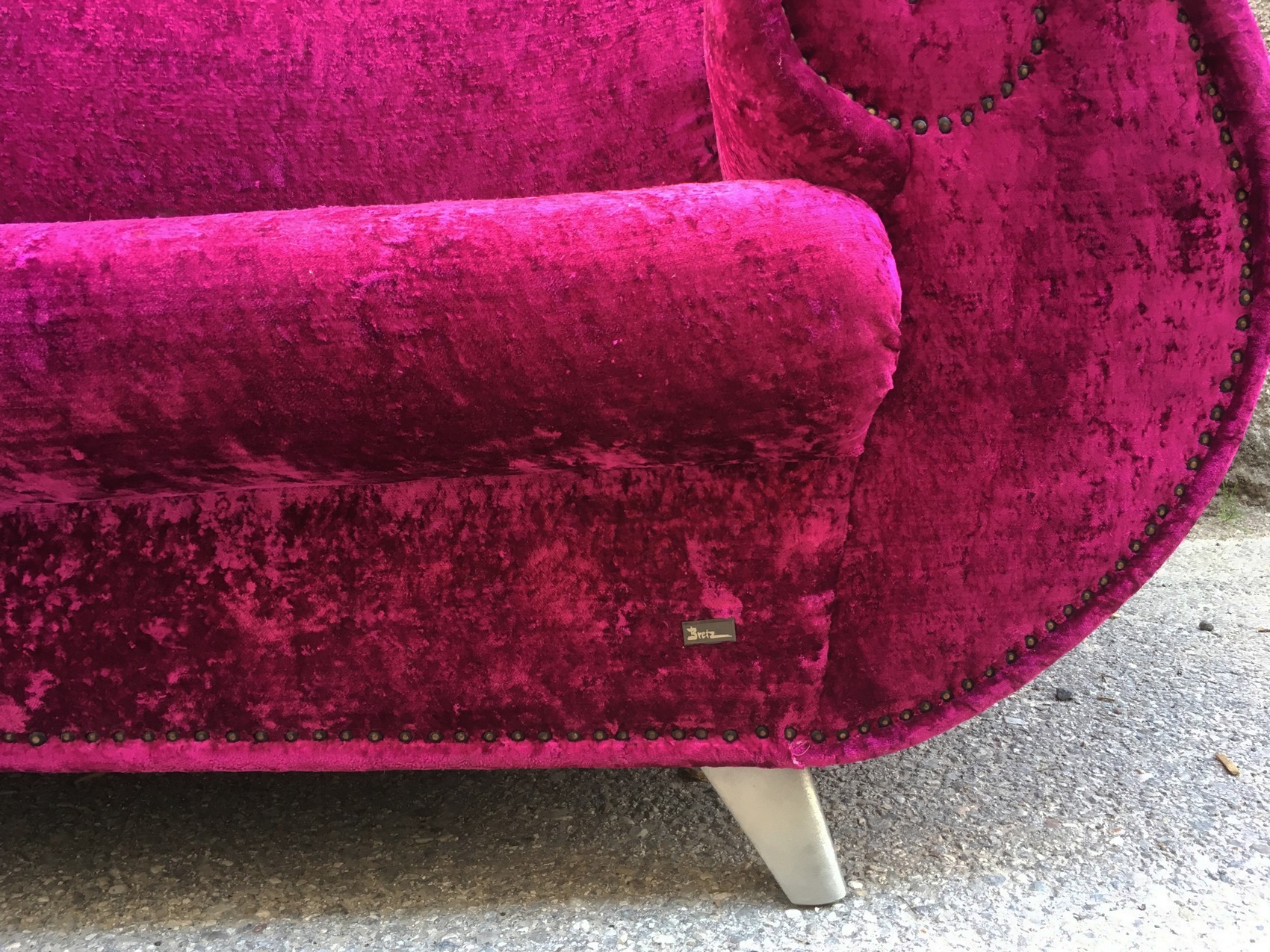 Bretz Sofa purple Gaudi Recamiere Rosenfüße Glamoursamt lila rosa