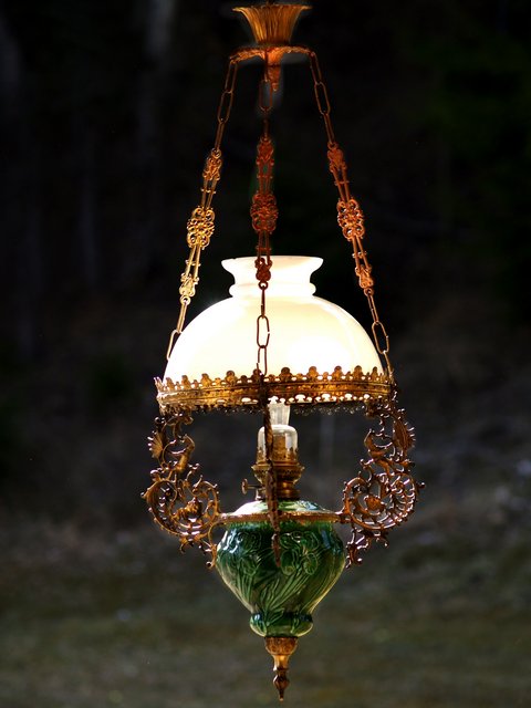 Luster Majolika Petroleumlampe Keramik antik