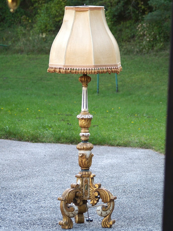 Stehlampe antikstil