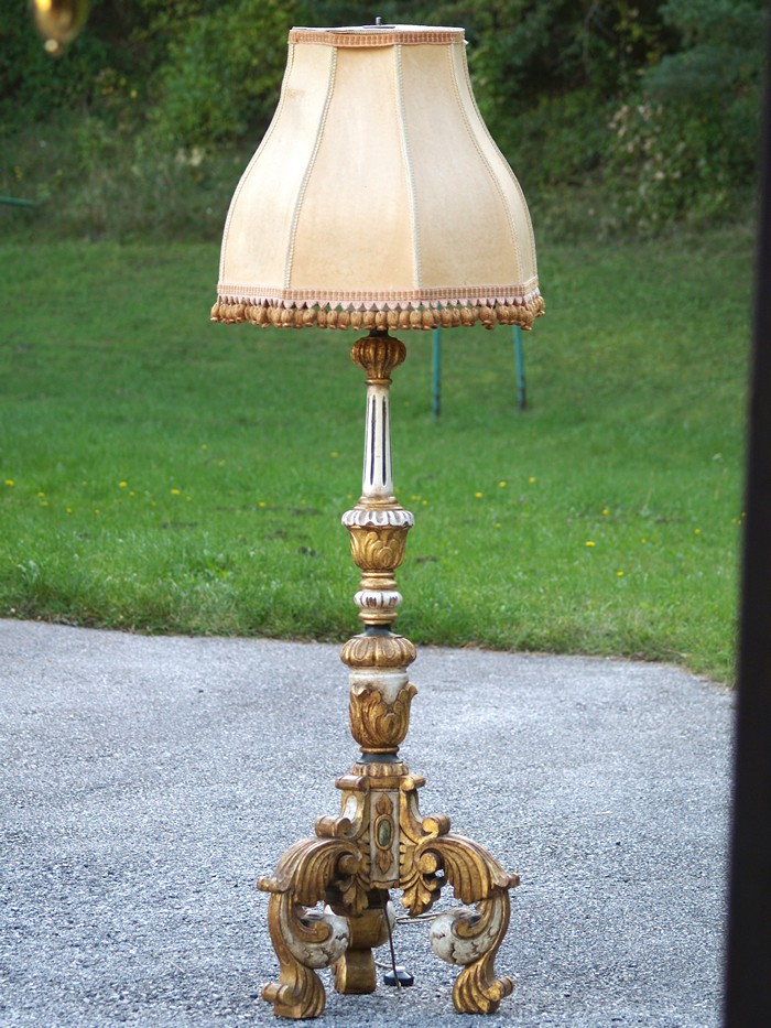 Stehlampe antikstil