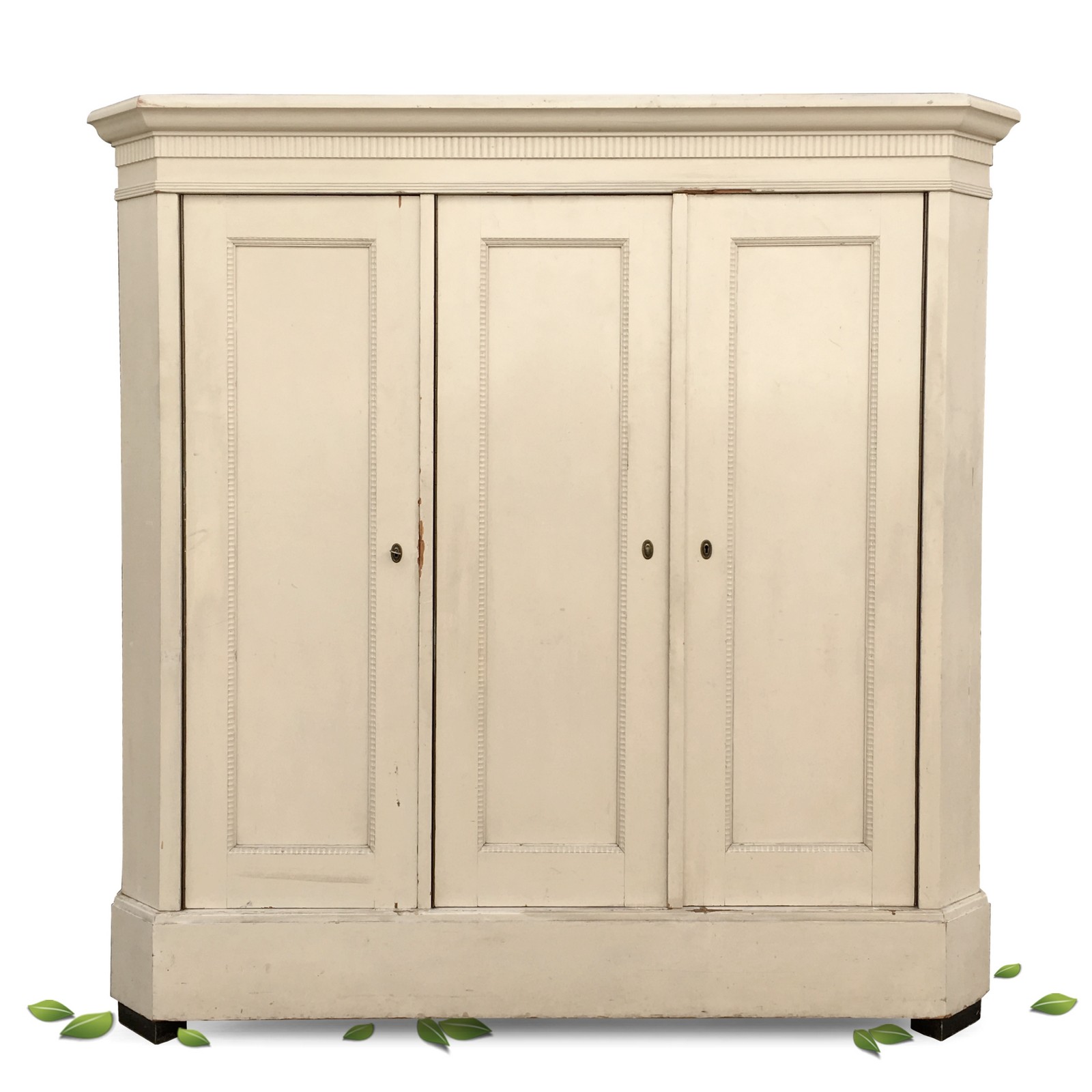 Kleiderschrank dreitürig Vollholz antik creme Dielenschrank Shabby Chic