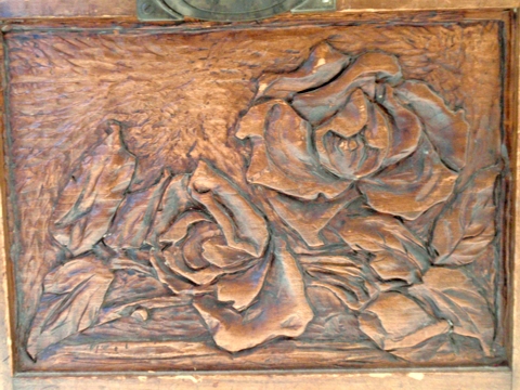 Jugendstil Truhe antik Rosen geschnitzt