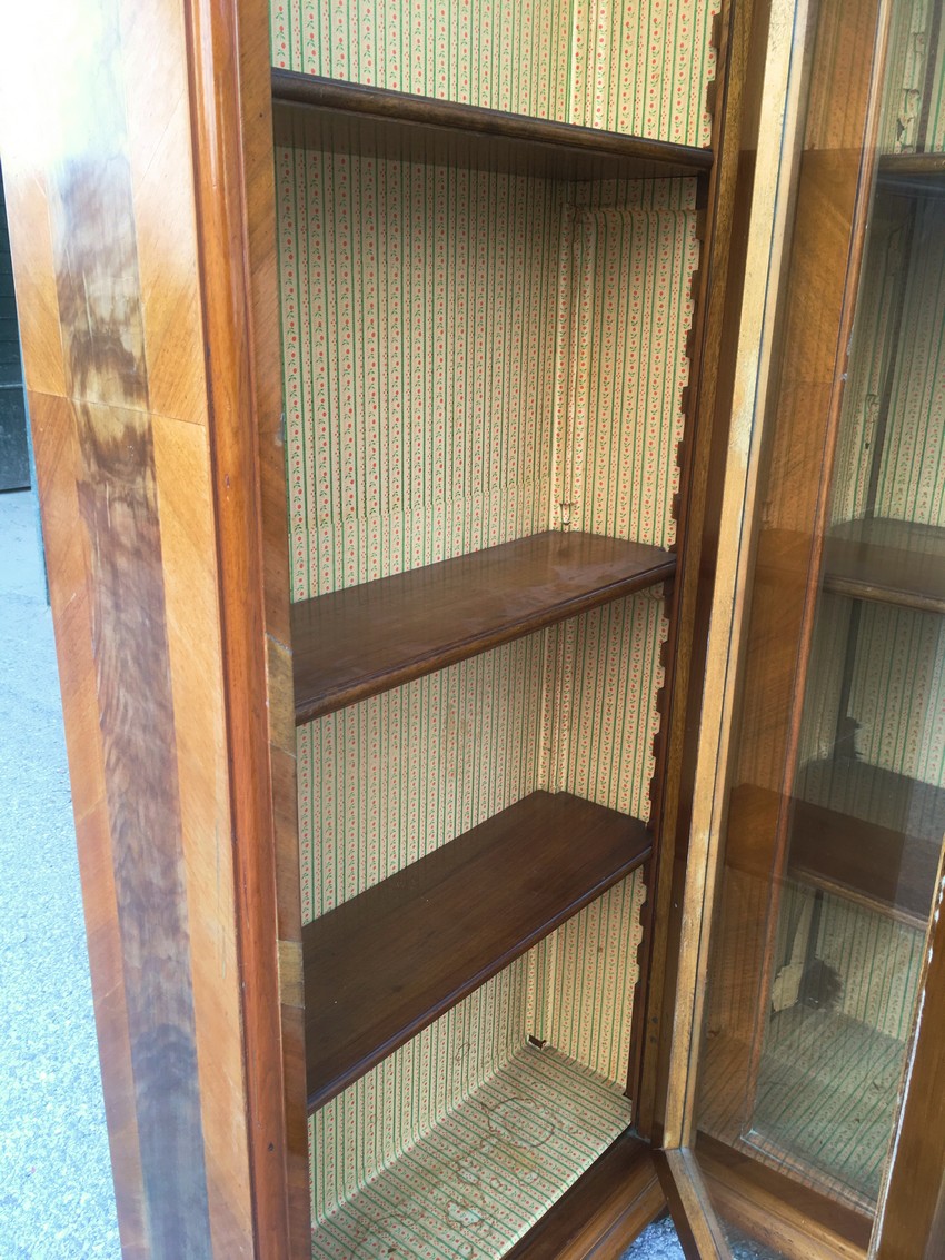 Buecherschrank Vitrine antik Nuss Vollholz Bibliothek
