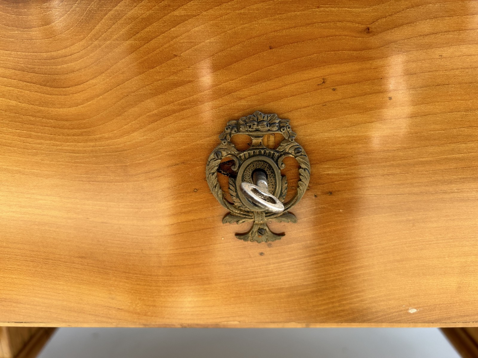 Zylinderbureau antiker Schreibtisch um 18.-19. Jhdt.