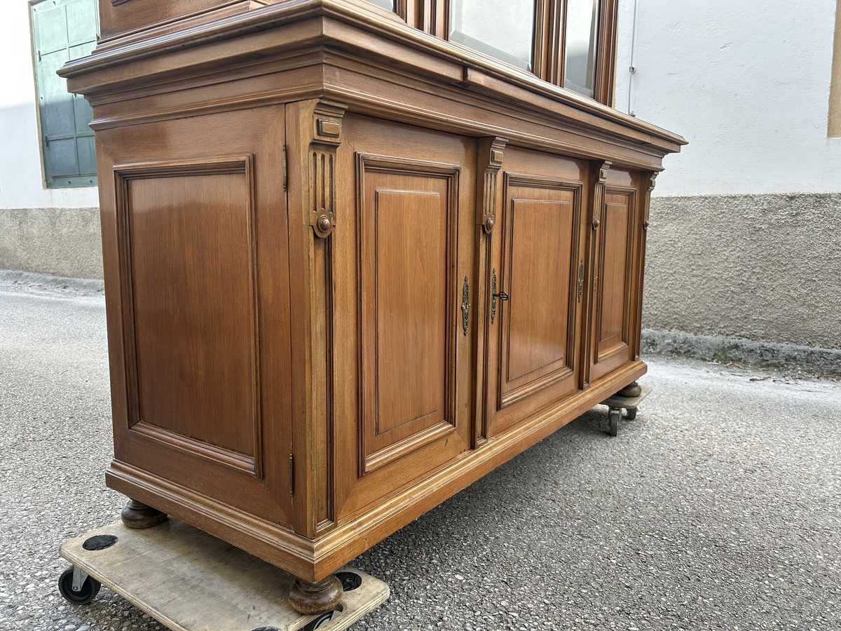 Schrank facettiertes Glas