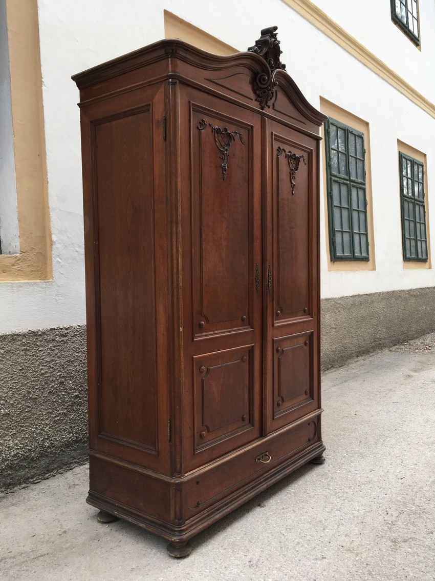 Historismus Kleiderschrnak antik