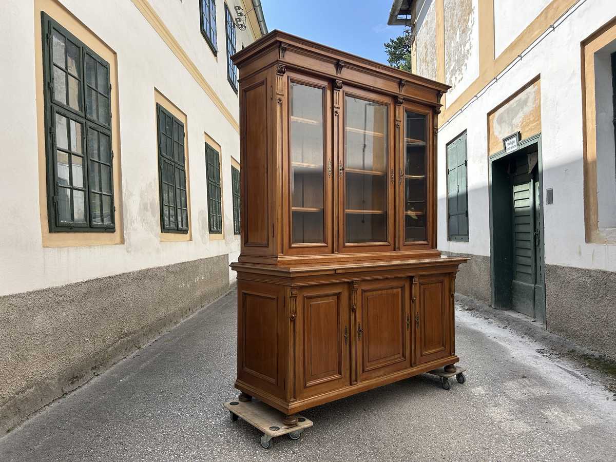 Buecherschrank antik Historismus
